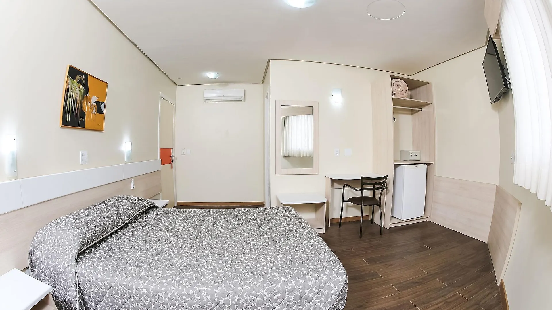 Hotel Express Centro Historico Porto Alegre 3*,